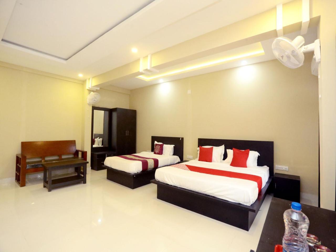 Отель Oyo 12978 Igloo Residency Витхири Экстерьер фото